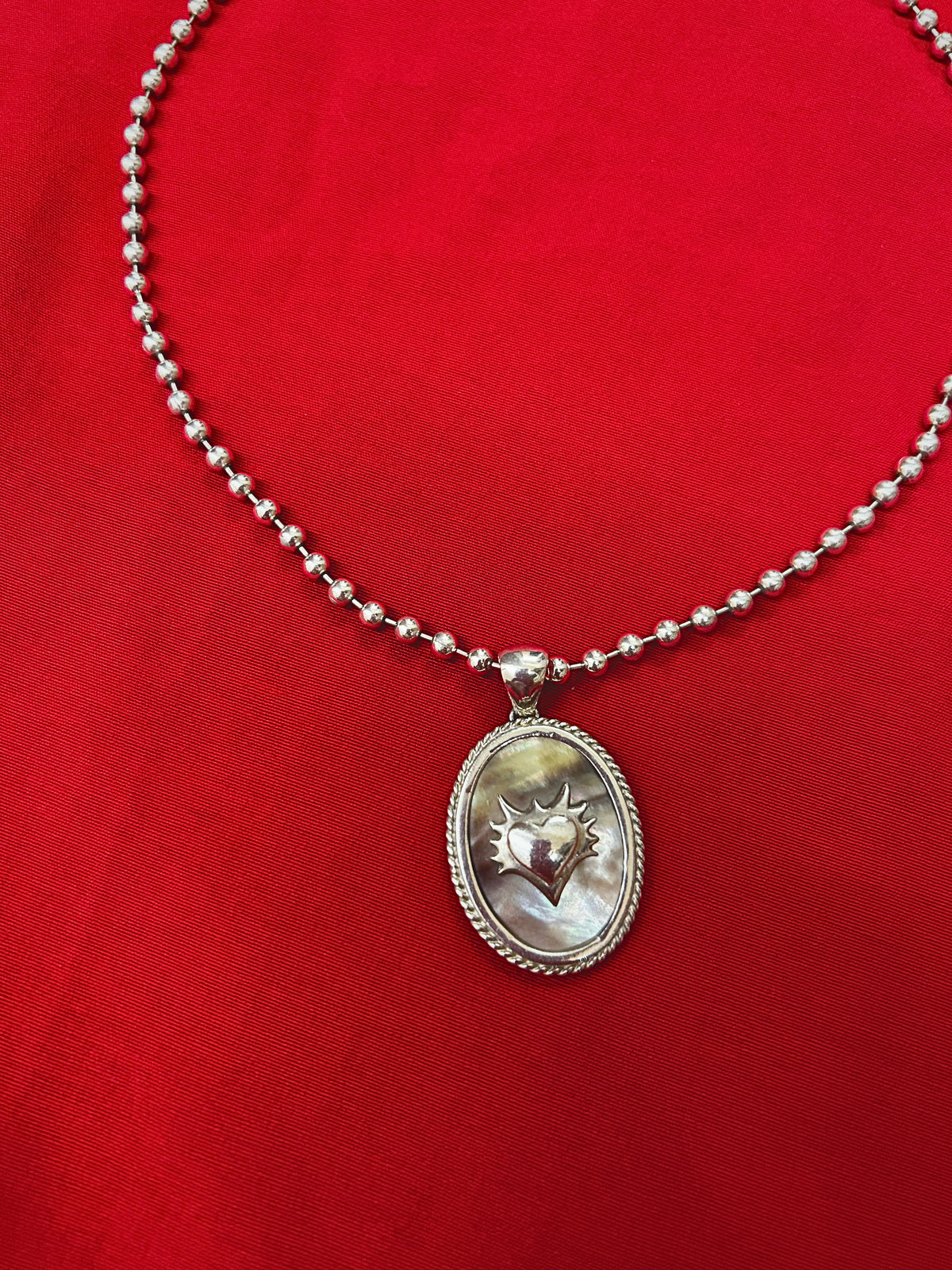 Mother-of-Pearl Pendant Funky Heart Main image