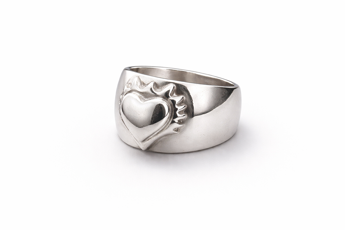 Funky Heart Ring